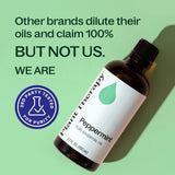 Plant Therapy difusor en uso con menta para ambiente fresco y estimulante