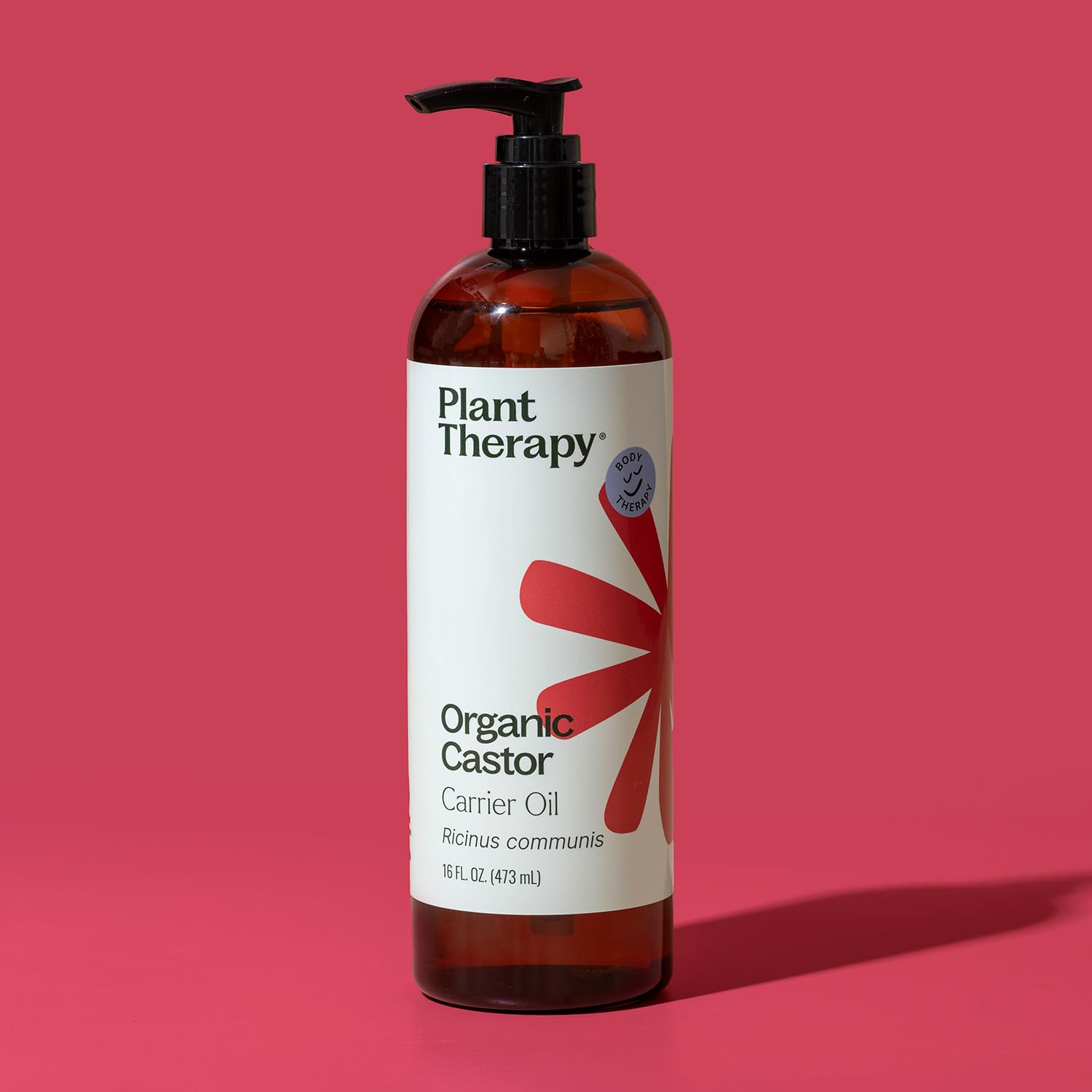 Plant Therapy botella en mano para comparar tamaño y capacidad 16 oz