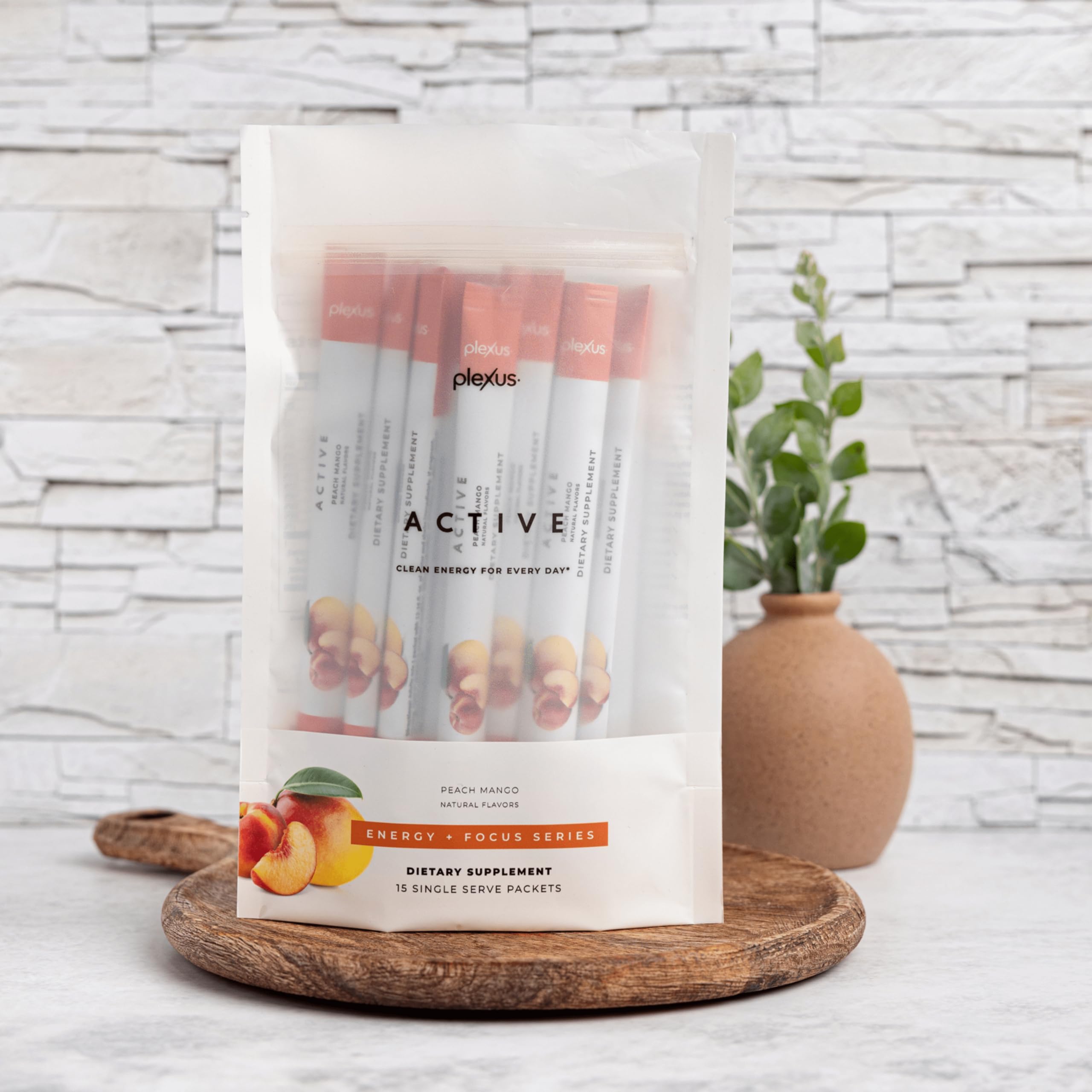 Detalle de la etiqueta Plexus Active con lista de ingredientes clave