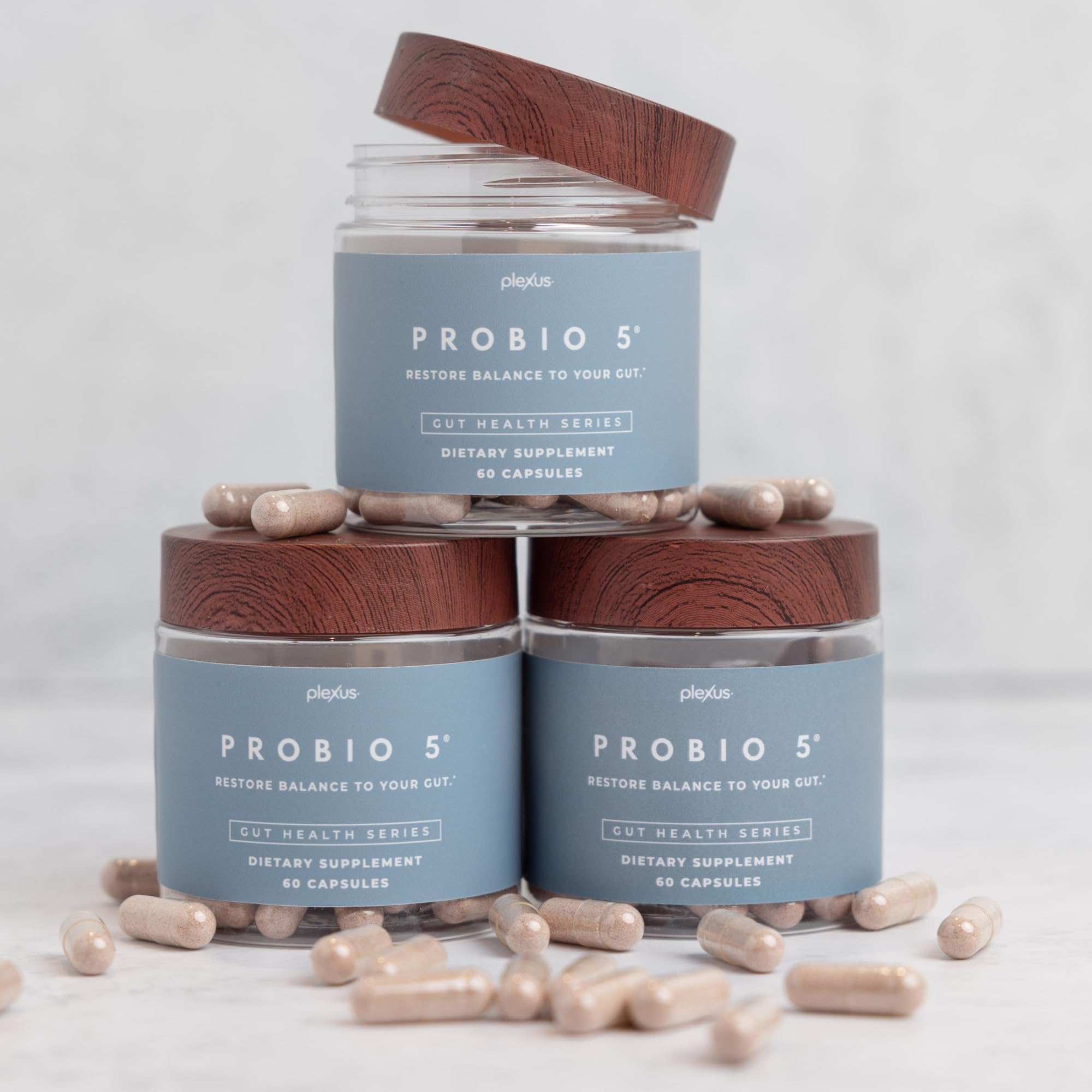 Plexus ProBio 5 en mesa de desayuno para mejorar digestión diaria