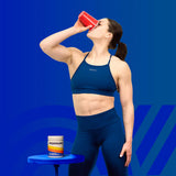 Podium Nutrition polvo en bol ilustrando mezcla en batidos y versatilidad
