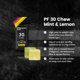 Close-up de textura de PF30 Chew Precision Hydration enfatizando fácil masticación