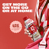 Premier Protein batido en gimnasio después de entrenar para recuperación