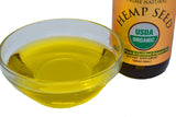 PRIME NATURAL aceite vertido sobre ensalada, añade omegas saludables
