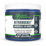 Primed Performance NitroRocket envase frontal con diseño claro y beneficio de energía