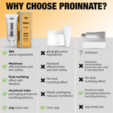 Proinnate crema en mano para comparar tamaño y 30 g práctico