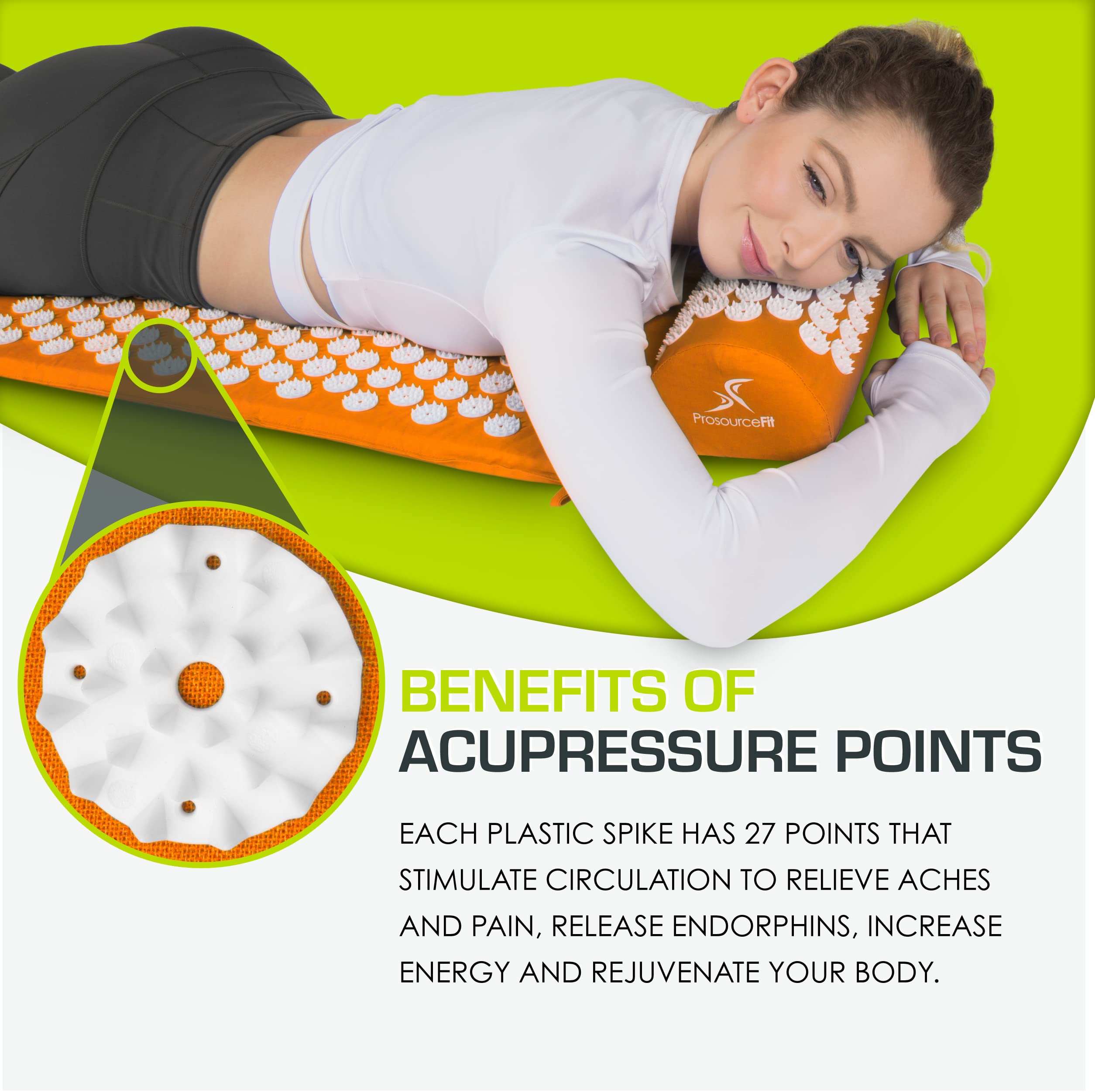 ProSource persona usando esterilla y almohada para relajación y soporte cervical