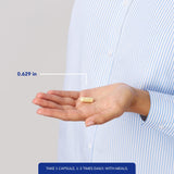 Pure Encapsulations BenfoMax frasco en mano para comparar escala y dosificación