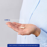 Pure Encapsulations cápsula en mano para ver facilidad de ingestión