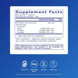 Pure Encapsulations cápsulas en mano para mostrar tamaño y facilidad de uso durante las comidas