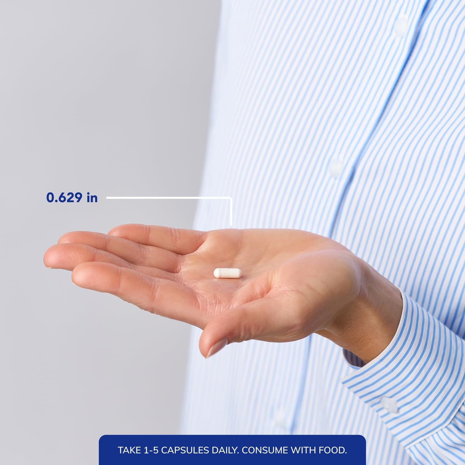 Pure Encapsulations cápsulas sobre plato que muestran tamaño y cantidad diaria
