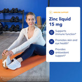 Pure Encapsulations dosificador/gotero en uso para medición precisa y cómoda
