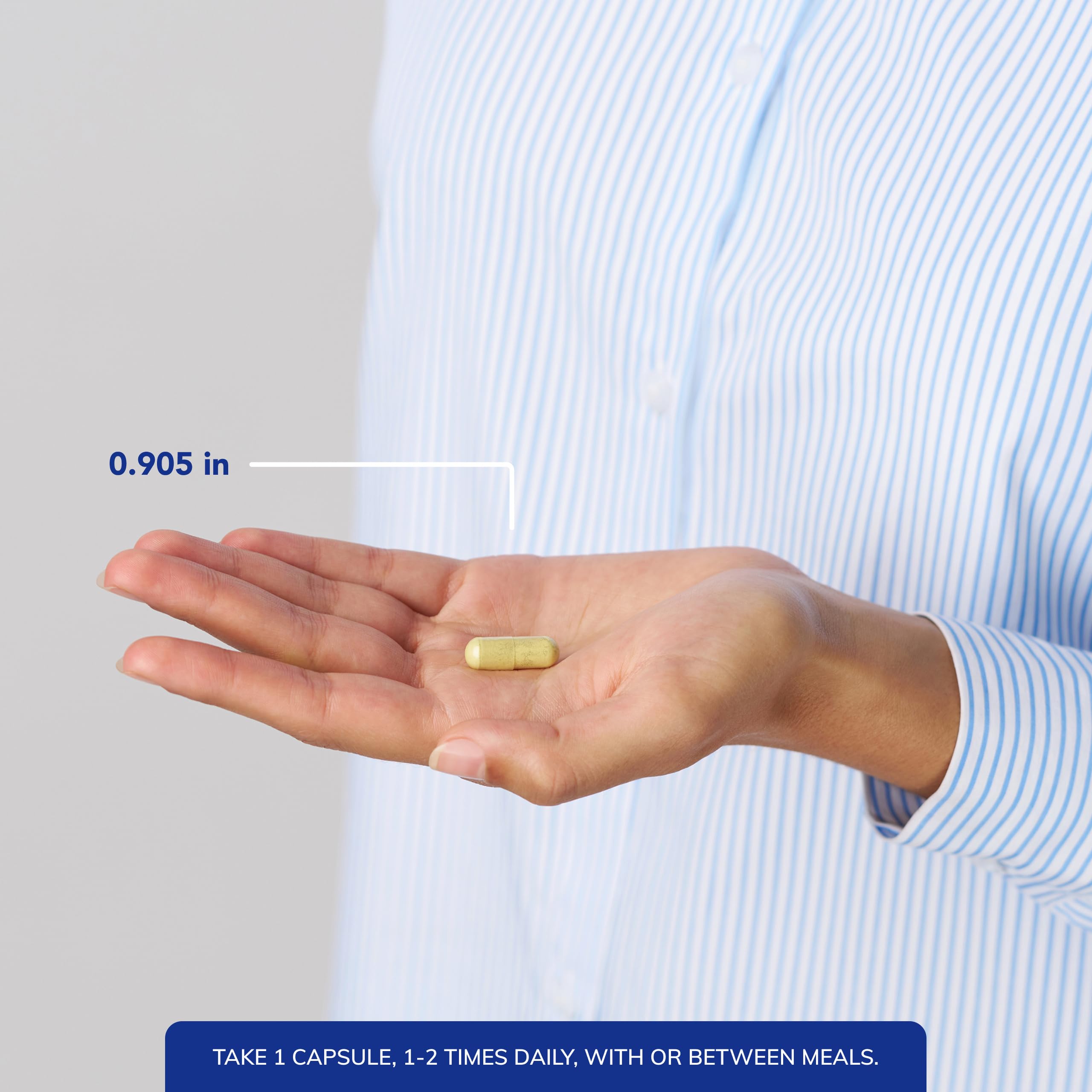 Pure Encapsulations cápsula en mano para escala, beneficio: tamaño manejable para tomar