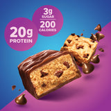 Pure Protein primer plano de chispas de chocolate y textura masticable que apetece