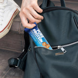 Pure Protein barra junto a botella y toalla de gimnasio para recuperación