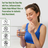 PureAyurbliss fruto amla crudo que muestra el origen natural del ingrediente
