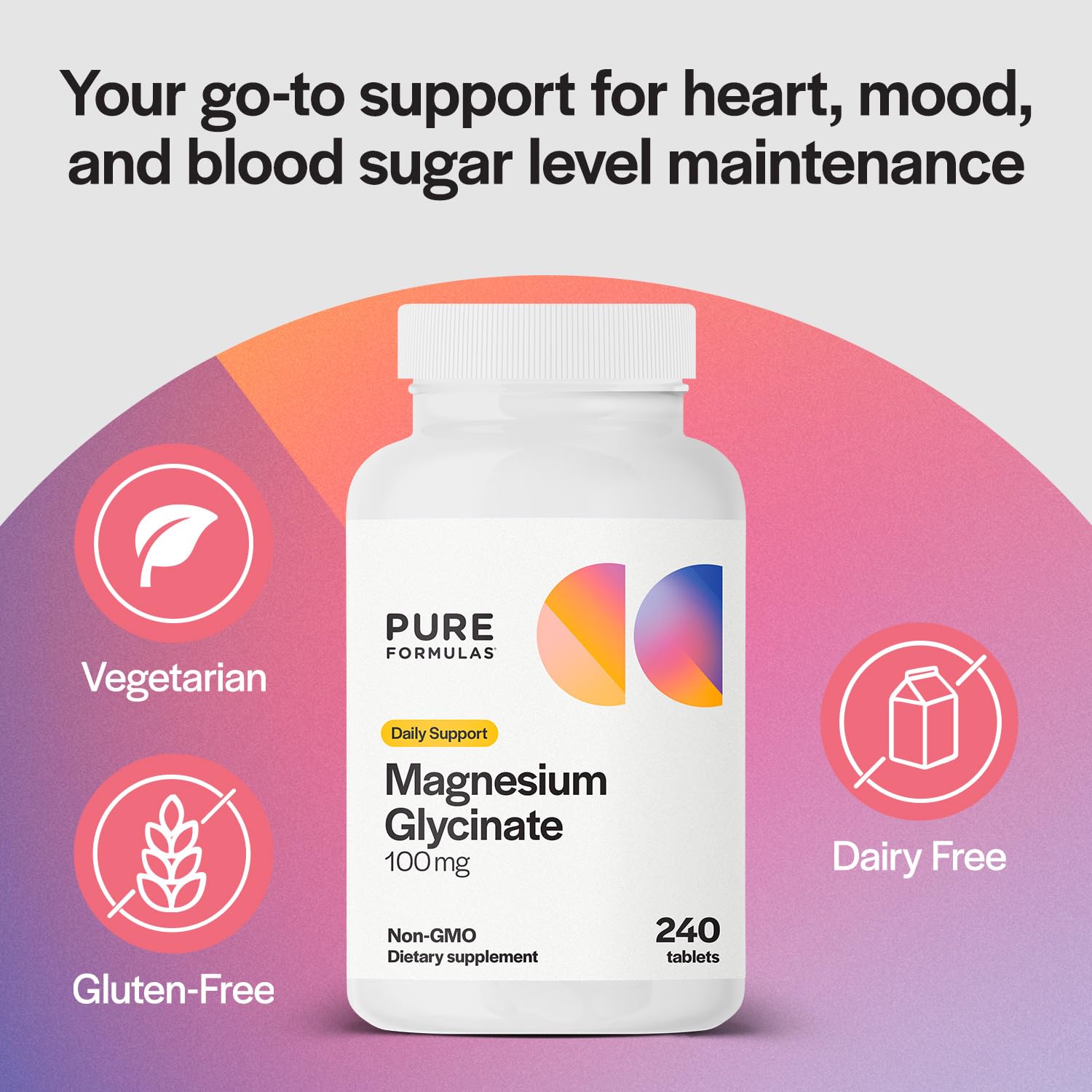 PureFormulas mano sosteniendo comprimidos, muestra tamaño y conveniencia