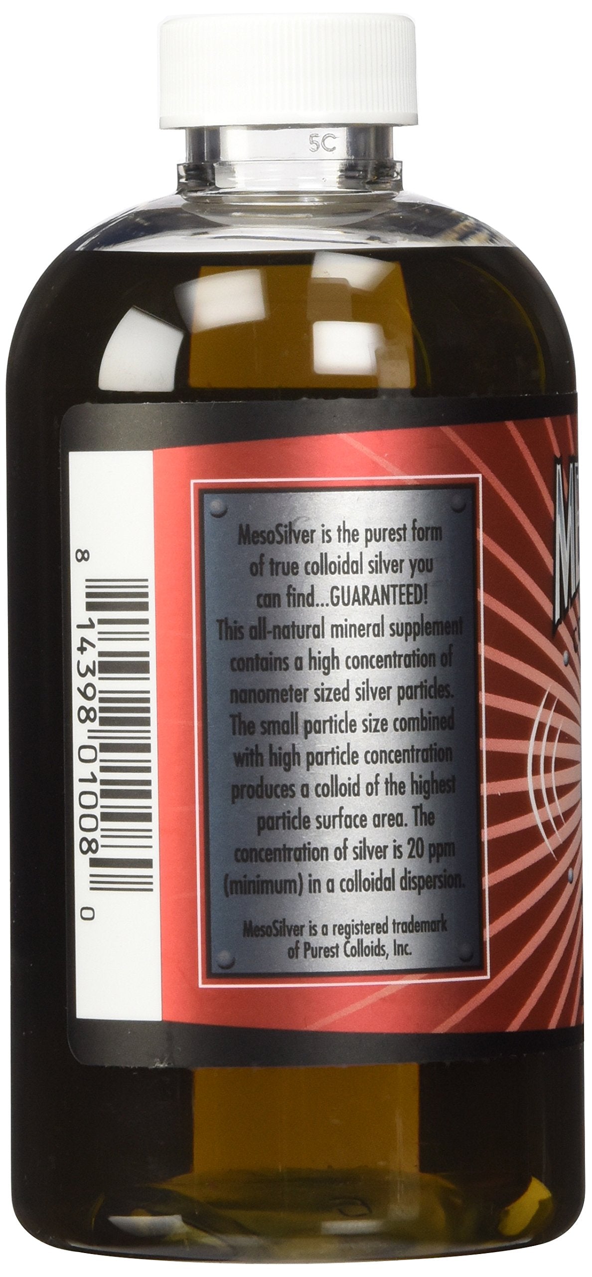 Purest Colloids MesoSilver en mano para comparar escala 250 mL y facilitar percepción del tamaño