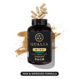 Qualia Life Sciences tamaño comparado con mano para fácil dosificación