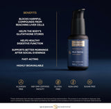 Quicksilver Scientific botella de 50 ml junto a objetos para escala, tamaño compacto