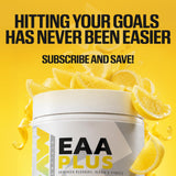 RAW EAA Plus cucharada mostrando color y sugerencia de sabor Sour Gummy