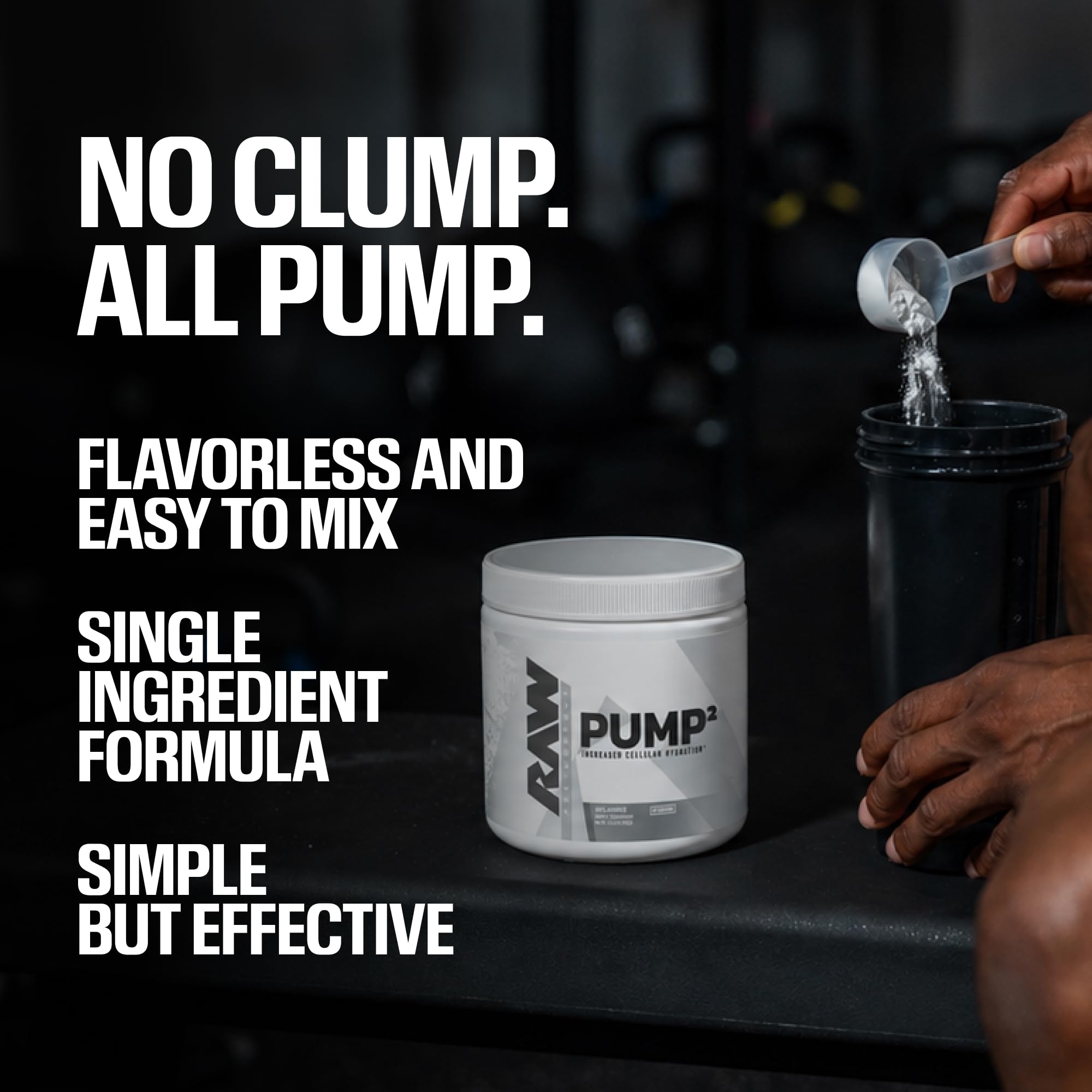 RAW Pump2 disuelto en vaso mostrando mezcla sin sabor y rápida disolución