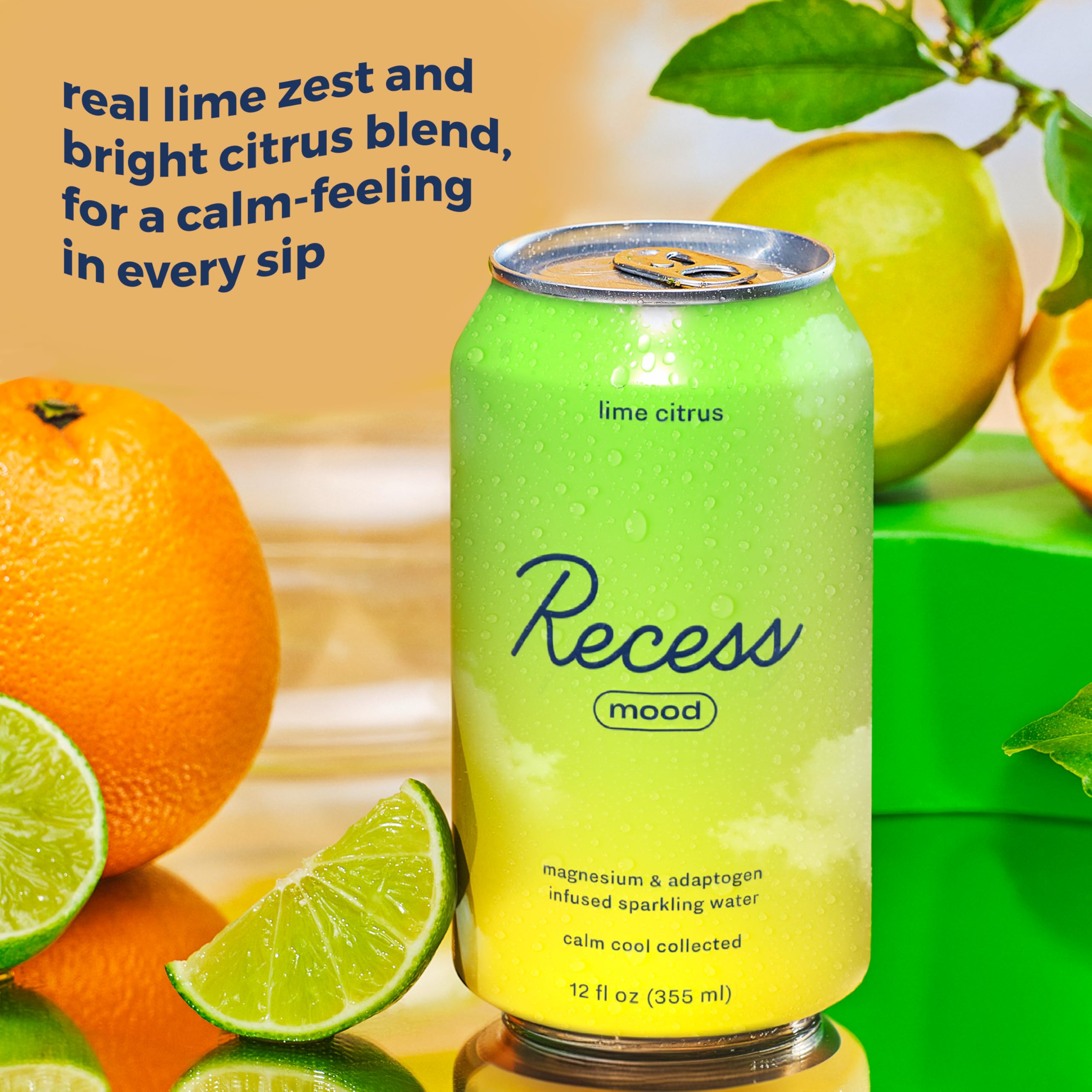 Recess lata en mano para comparar tamaño y porción práctica