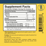 Researched Nutritionals cápsulas en la mano para comparar tamaño y conveniencia