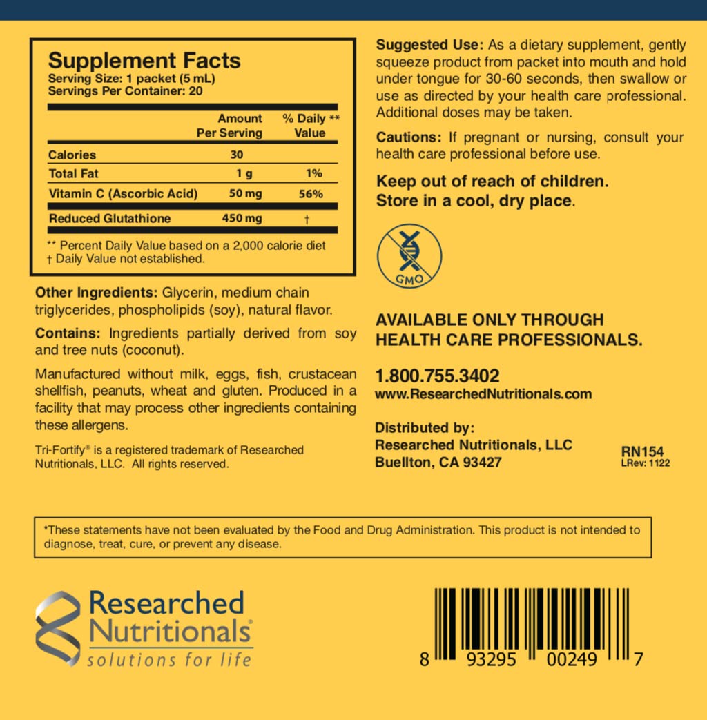 Researched Nutritionals sobre en mano para comparar tamaño y portabilidad