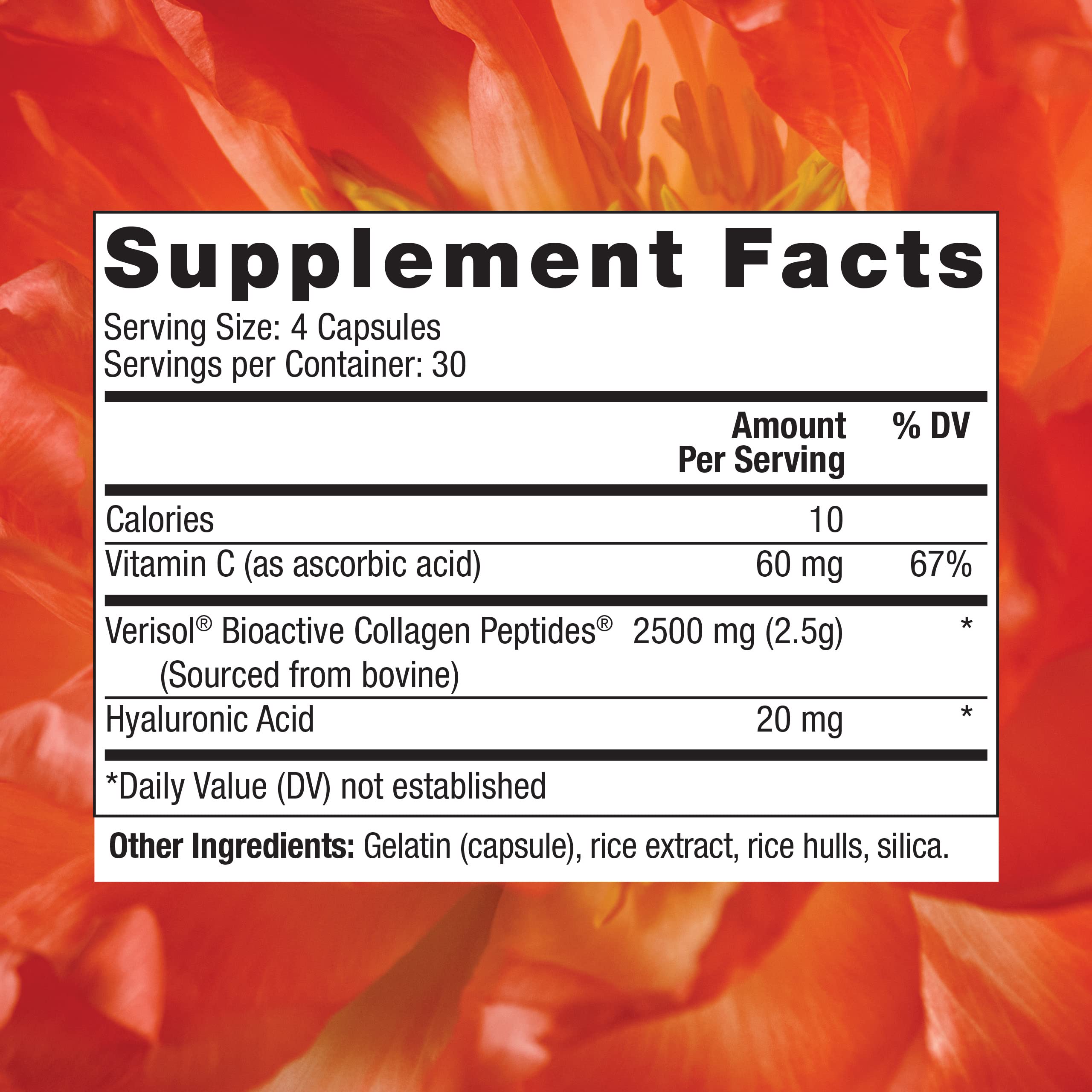 Reserveage Nutrition cápsulas en mano para fácil toma diaria
