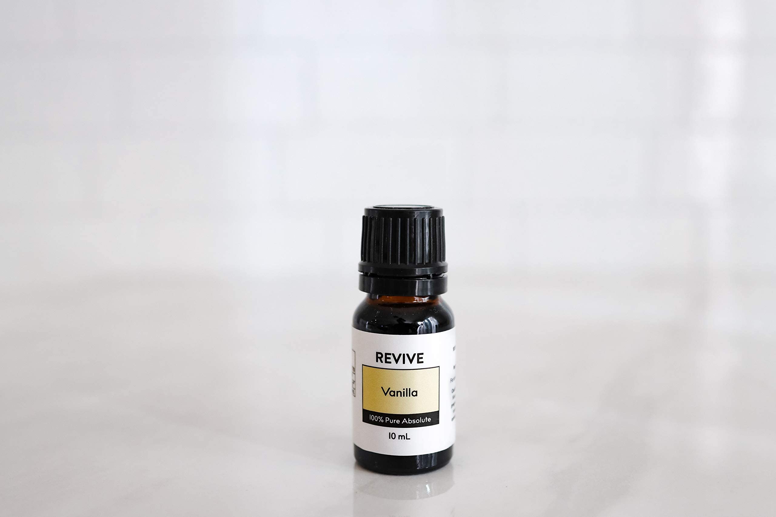 REVIVEEO detalle de oleorresina de vainilla mostrando textura y riqueza aromática