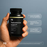 Ro primer plano de polvo de ashwagandha, resalta origen vegetal y pureza
