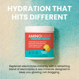 Atleta usando RSP NUTRITION AminoLean después del entrenamiento para recuperación