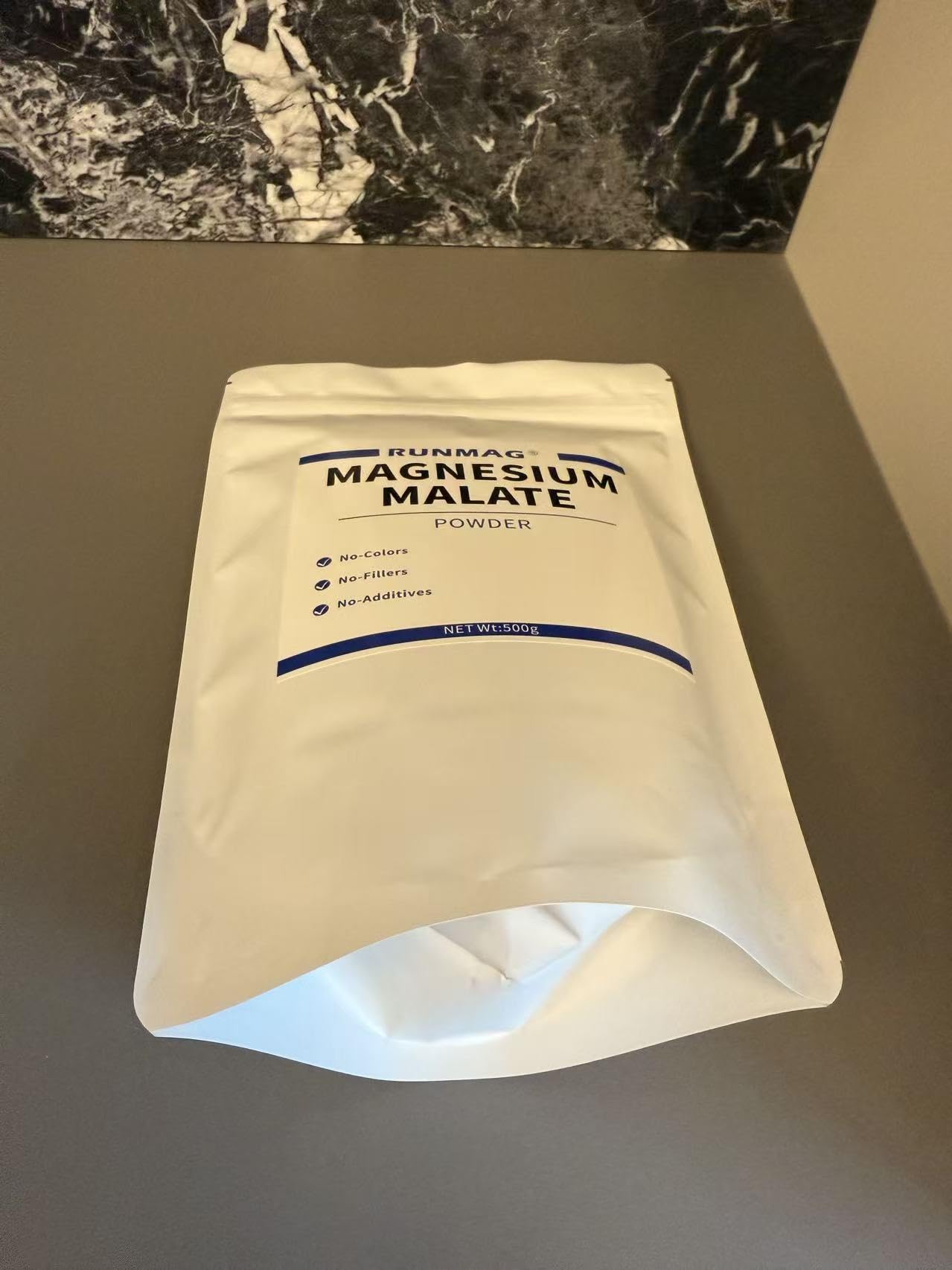 RUNMAG cucharilla con porción de 2.5 g para referencia de tamaño y dosificación