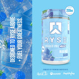 Persona mezclando Loaded Pre Max en shaker RYSE para energía sostenida