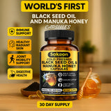 Detalle de una cápsula Sakoon Nutrition destacando su textura y pureza