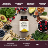 SANDHUHERBALS cápsula en mano para comparar tamaño y facilidad de ingestión