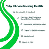 Seeking Health frasco en ambiente de cuidado de salud transmitiendo confianza