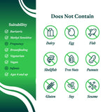 Seeking Health cápsula en mano que muestra tamaño y facilidad para tragar
