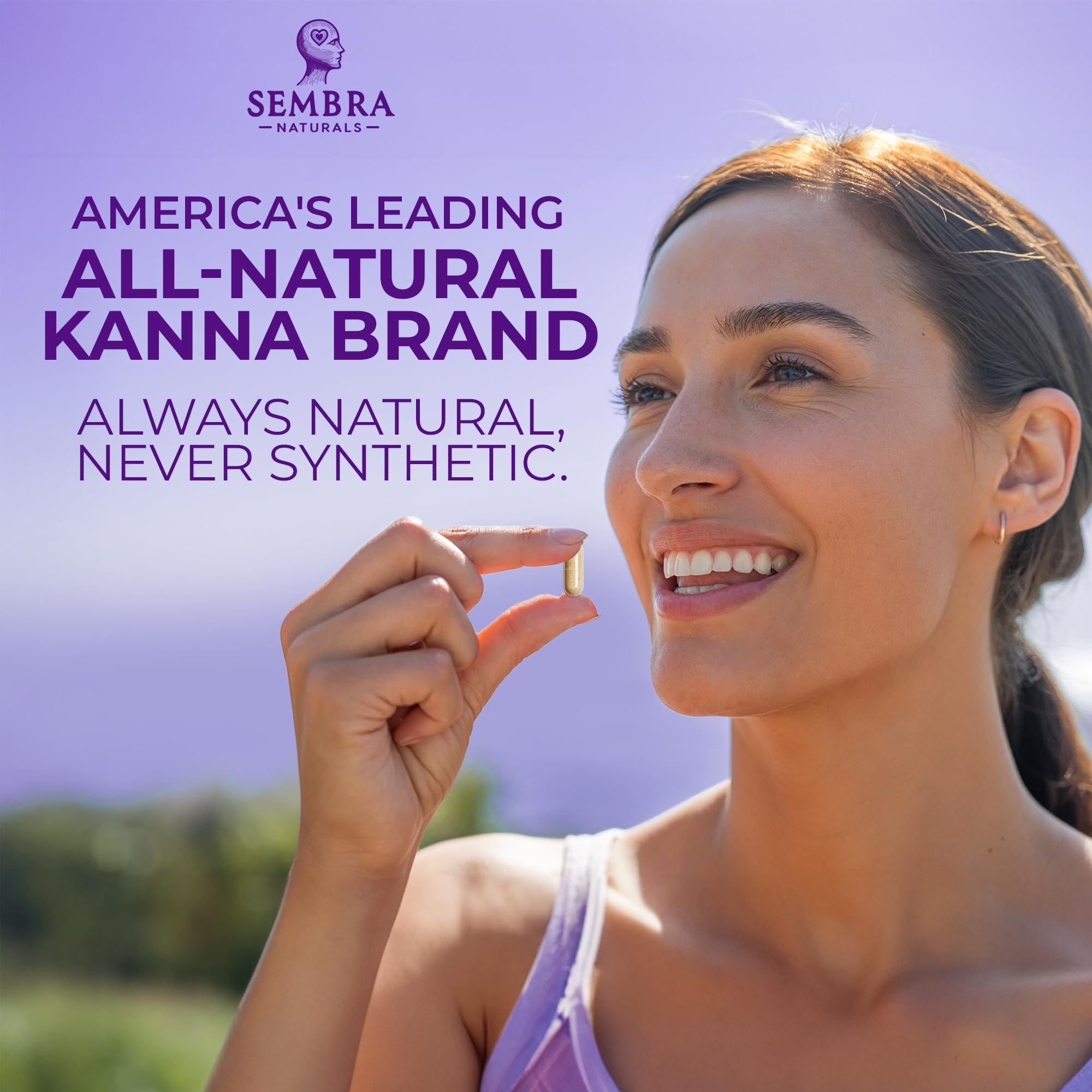SEMBRA NATURALS producto sobre escritorio representando uso diario y claridad