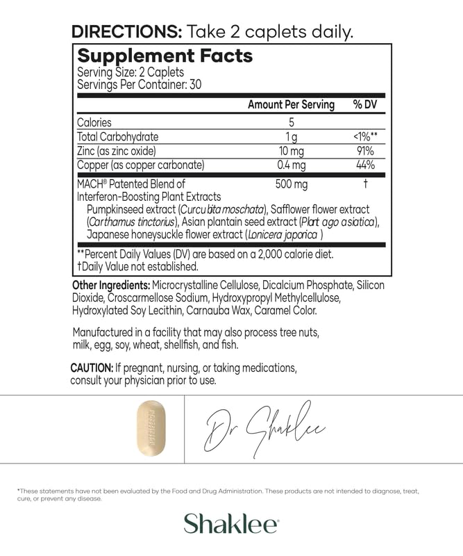 Shaklee NutriFeron caplets en mano para visualizar dosis y conveniencia diaria