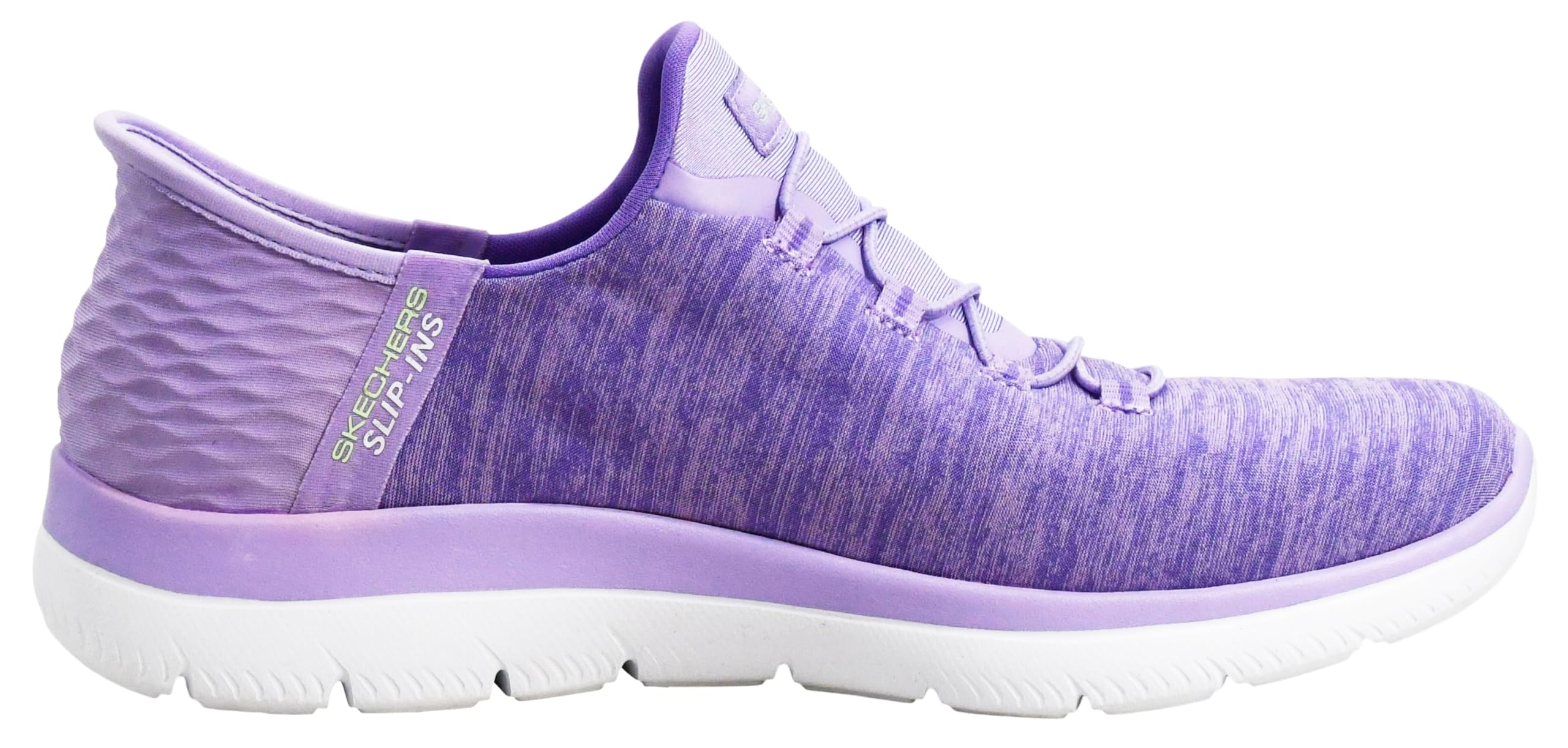 Skechers en uso sobre pie demostrando comodidad diaria y estilo