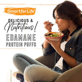 Smart for Life puffs como topping en ensalada añadiendo proteína y crujiente