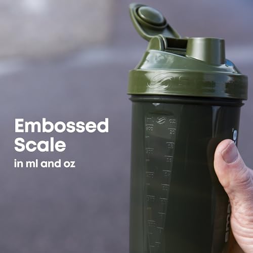 Smartshake comparación de tamaño con botella de agua para escala visual