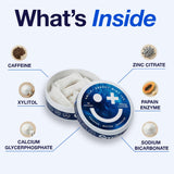 Persona usando una bolsita Smile+ para energía discreta y enfoque inmediato