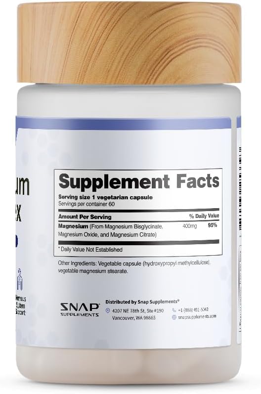 Snap Supplements frasco en mesa de noche ilustrando inclusión en rutina nocturna