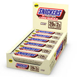 Snickers con chocolate blanco frontal mostrando paquete y marca, opción proteica práctica