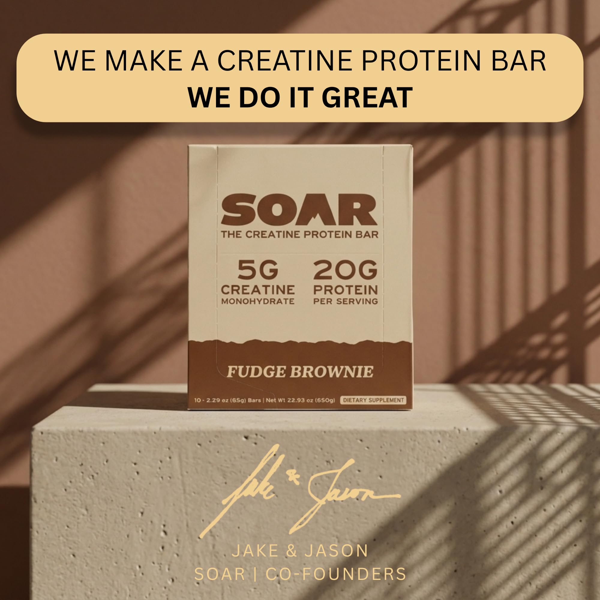 SOAR barra en escritorio como snack bajo en azúcar durante el día