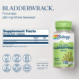 SOLARAY detalle de cápsula vegetal con textura de alga y aspecto natural