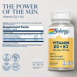 SOLARAY cápsula vegetal D3 K2 primer plano que muestra textura y formato